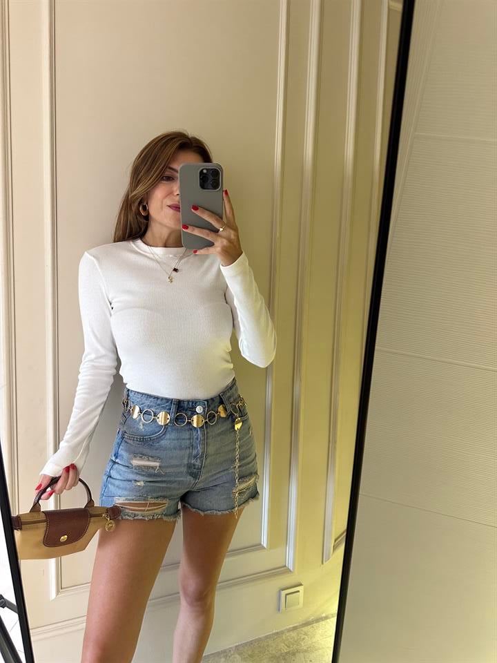 Beyaz Fitilli Uzun Kol Bluz