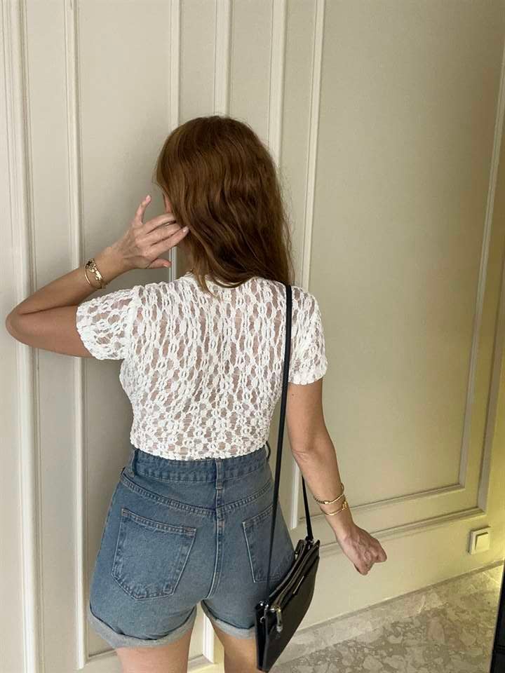 Beyaz Güpürlü Bodysuit Zıbın