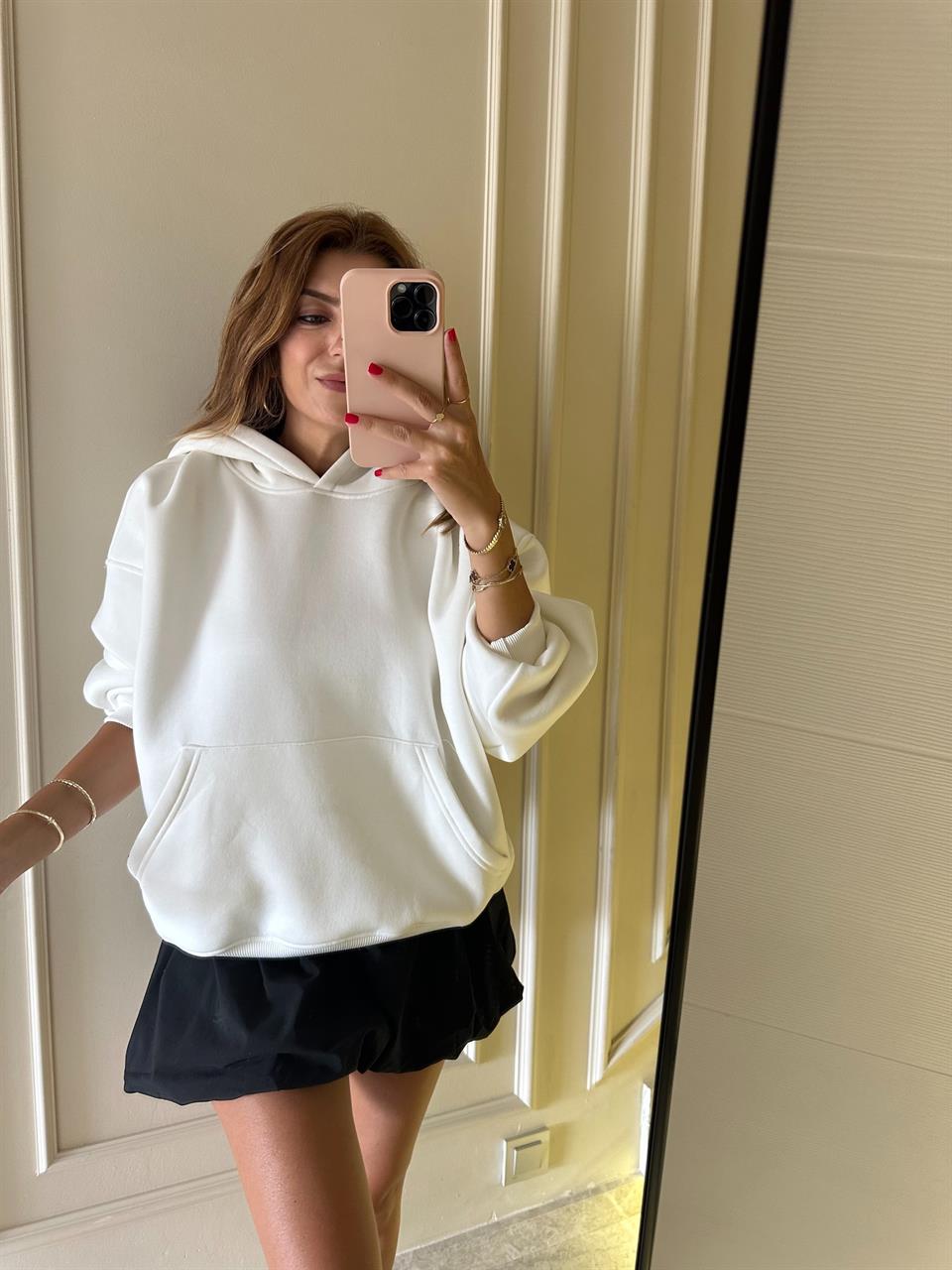 Beyaz Kanguru Cep Oversize Sweatshirt