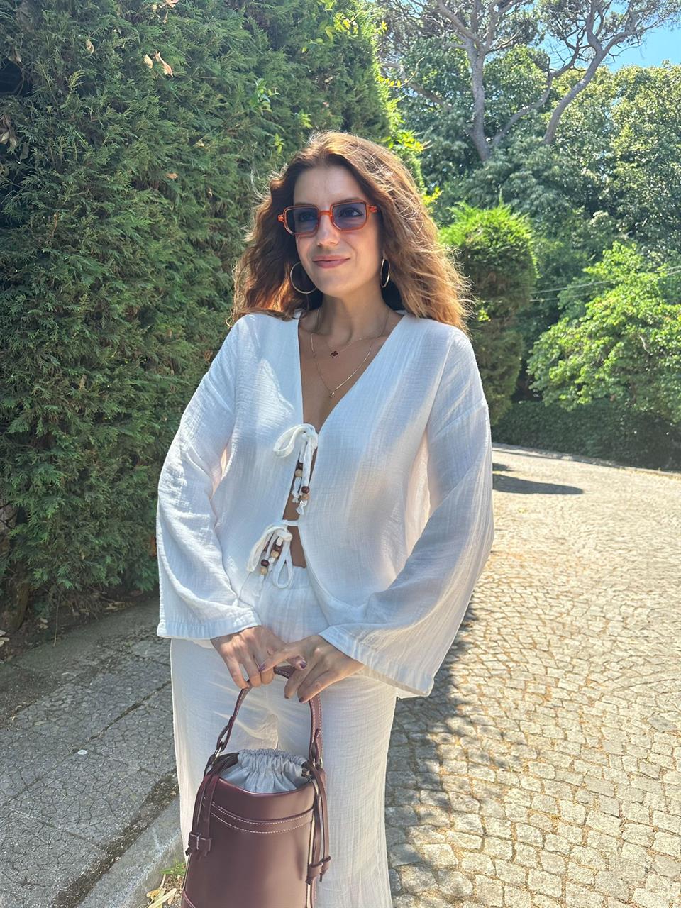 Beyaz Müslin Kumaş Bağlama Detaylı Kimono Takım