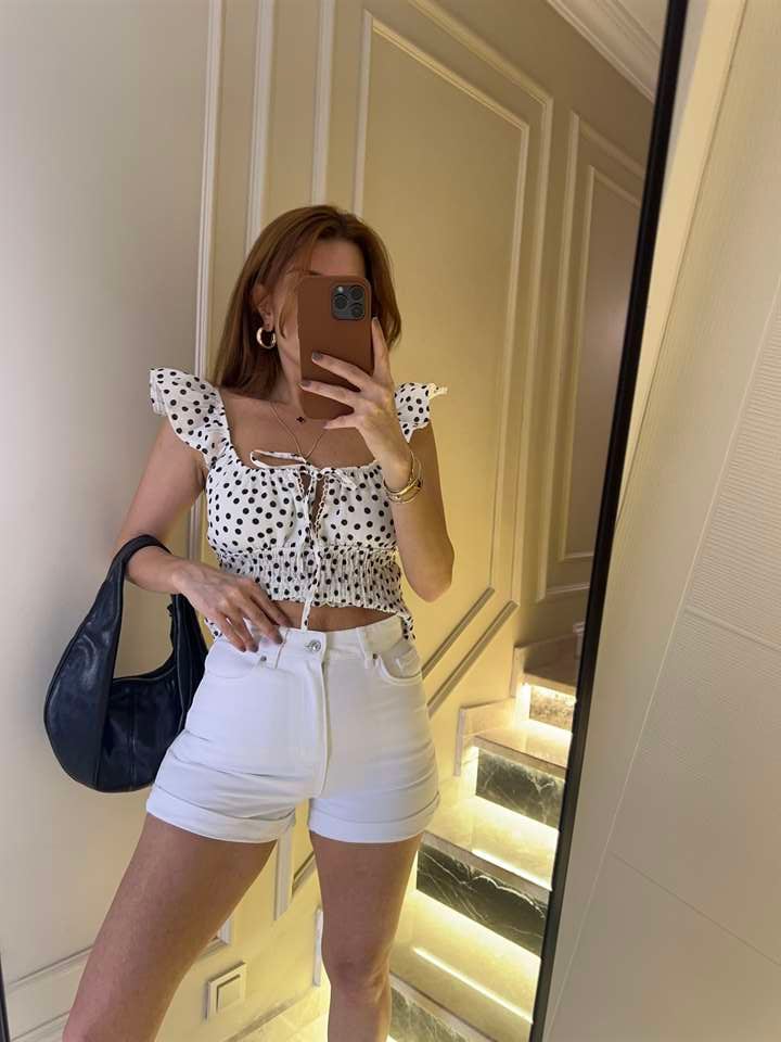 Beyaz Paça Katlama Kot Şort