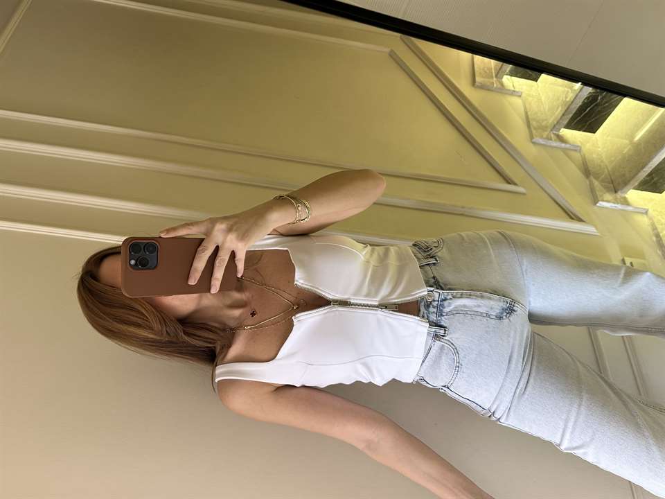 Beyaz Pamuk Çift Fermuar Askılı Bluz