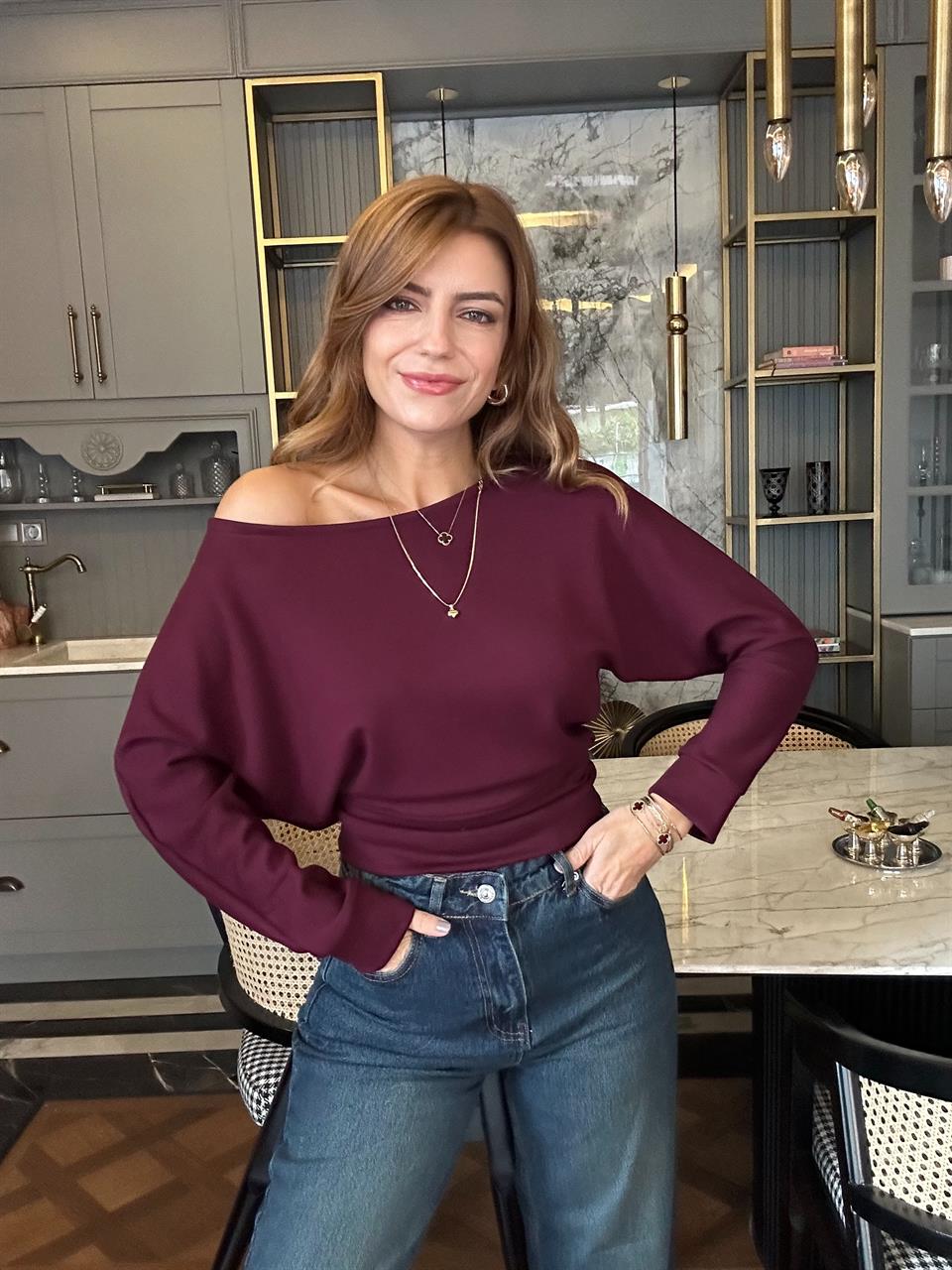 Bordo Pamuk Kumaş Kayık Yaka Bluz