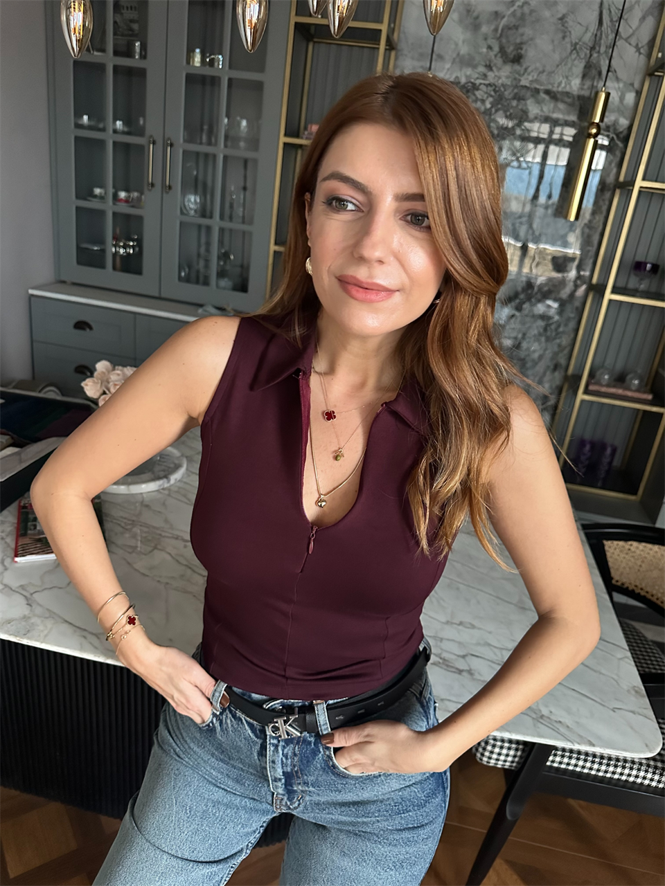 Bordo Polo Yaka Fermuarlı Kolsuz Bluz