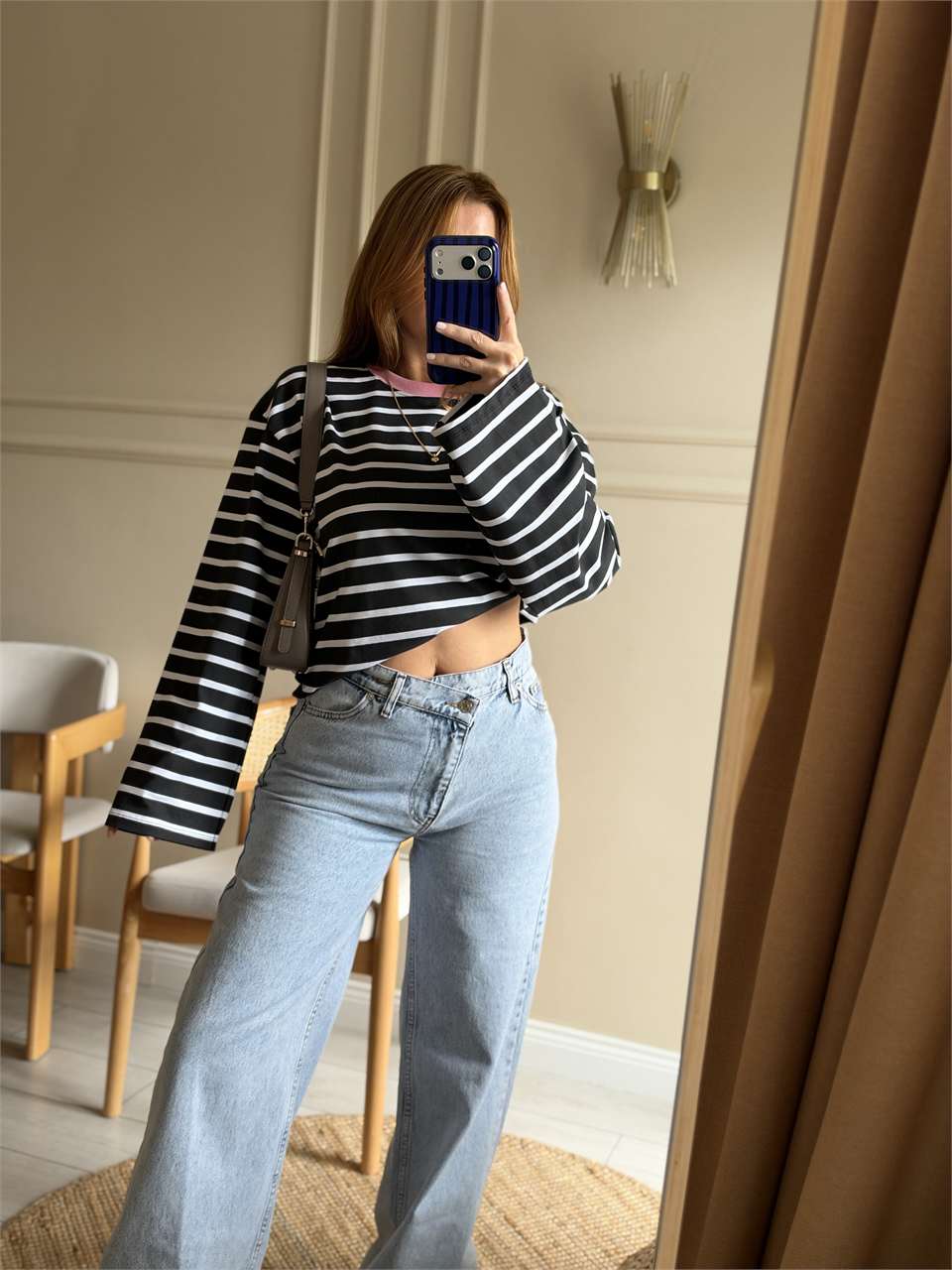 Boru Kol Çizgili Oversize Bluz - Siyah