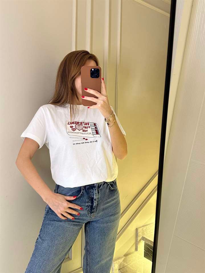 Burning For You Baskılı Tshirt