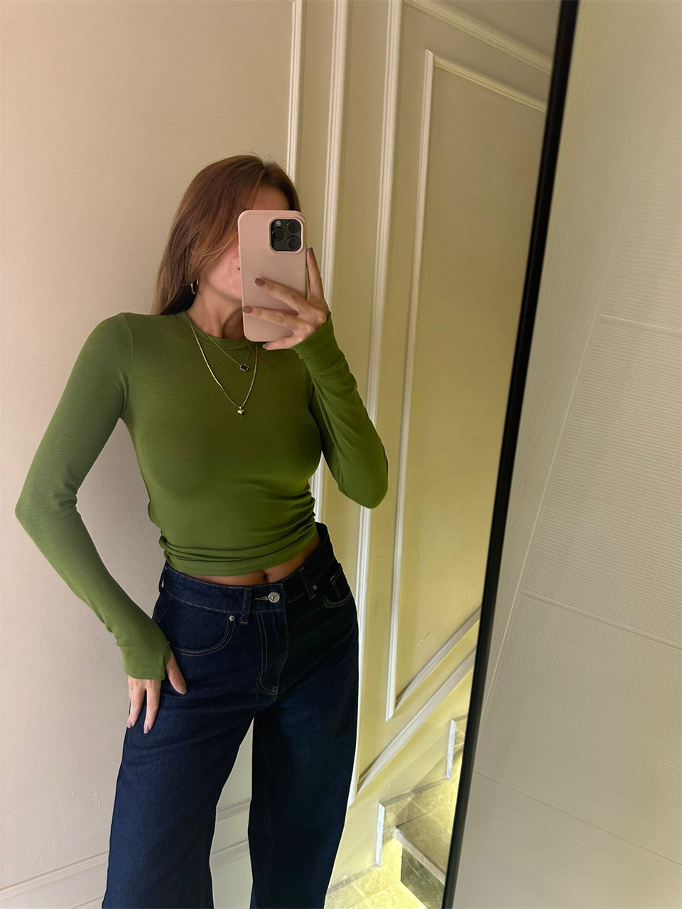 Çağla Parmak Geçmeli Viskon Bluz