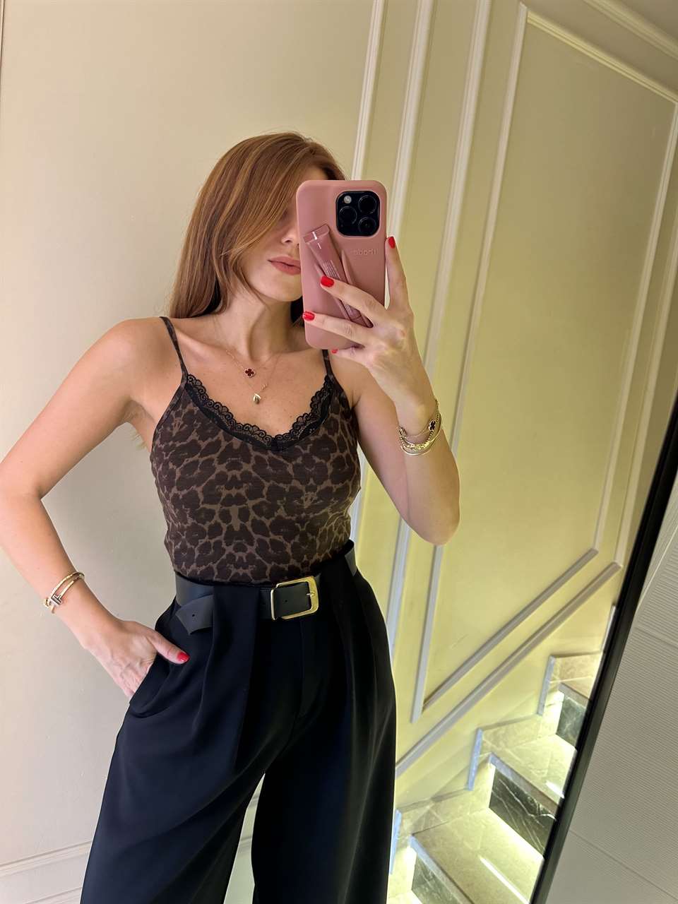 Dantel Detay Askılı Leopar Bluz