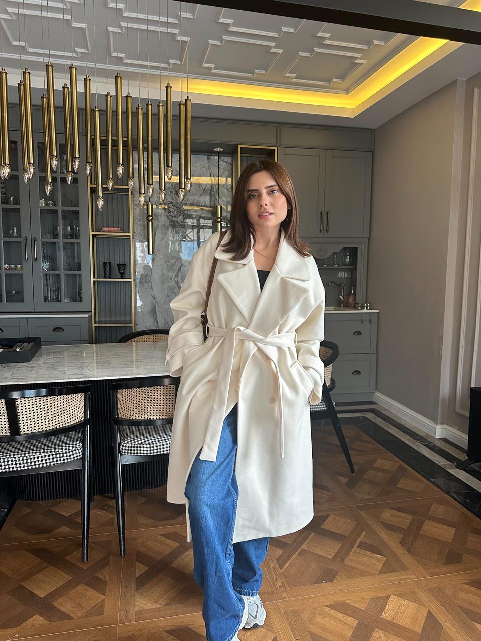 Ekru Uzun Kaşe Kaban