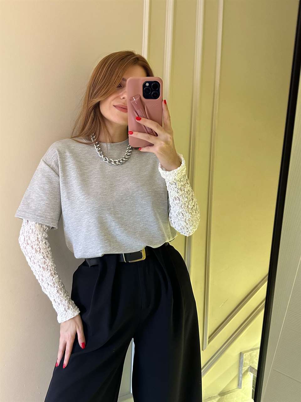 Gri Kol Güpürlü İkili Bluz