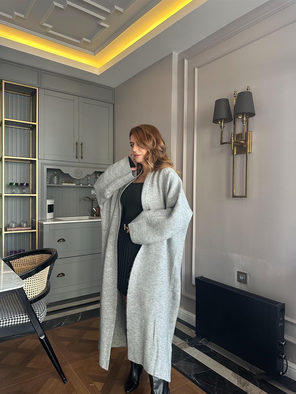 Gri Uzun Kalın Triko Hırka