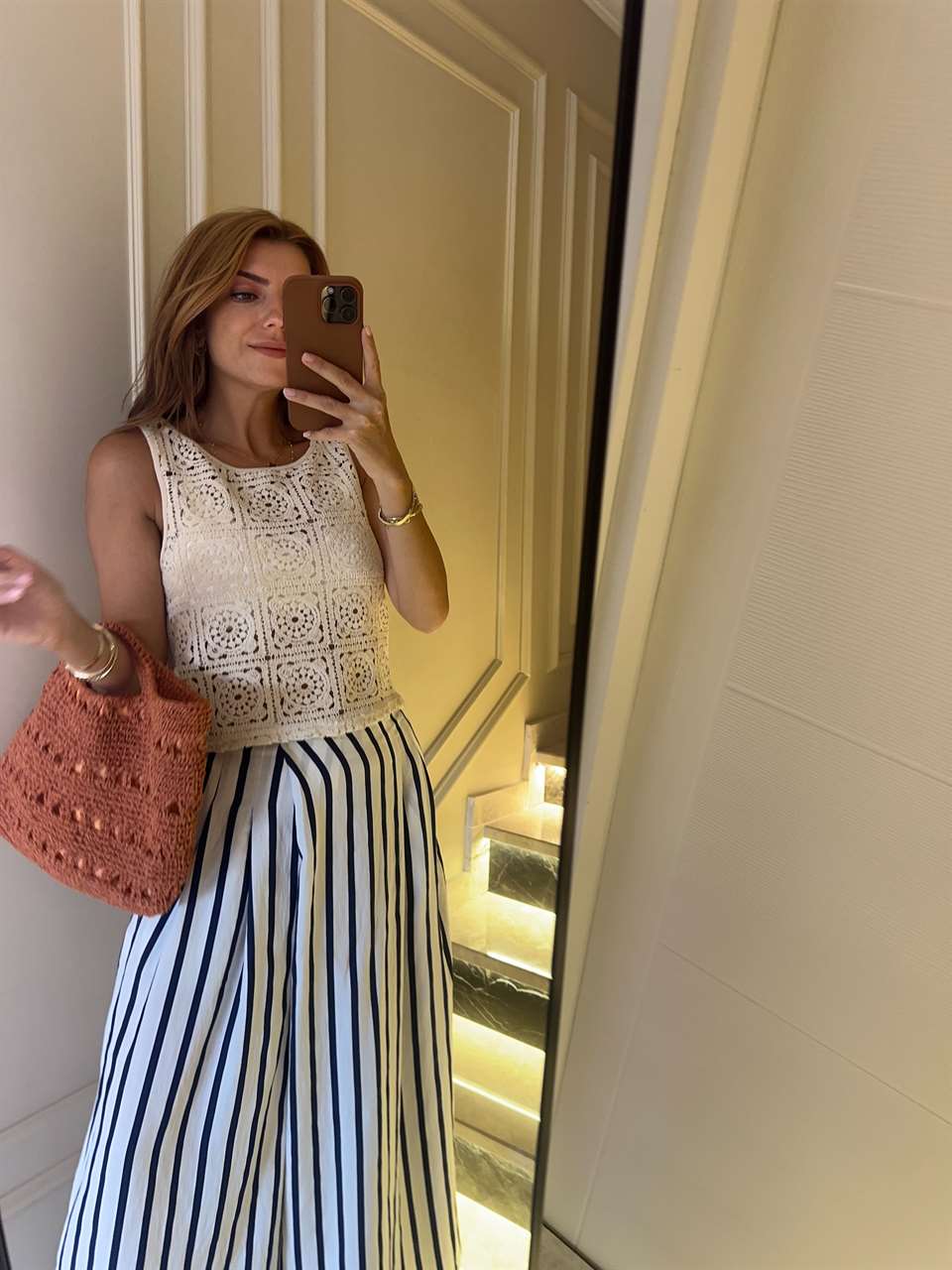 Güpür Dantel Halter Yaka Triko Atlet