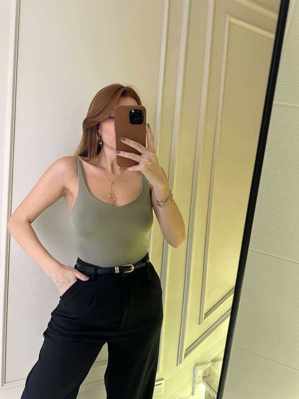 Haki Ayarlanabilir Askılı Zıbın