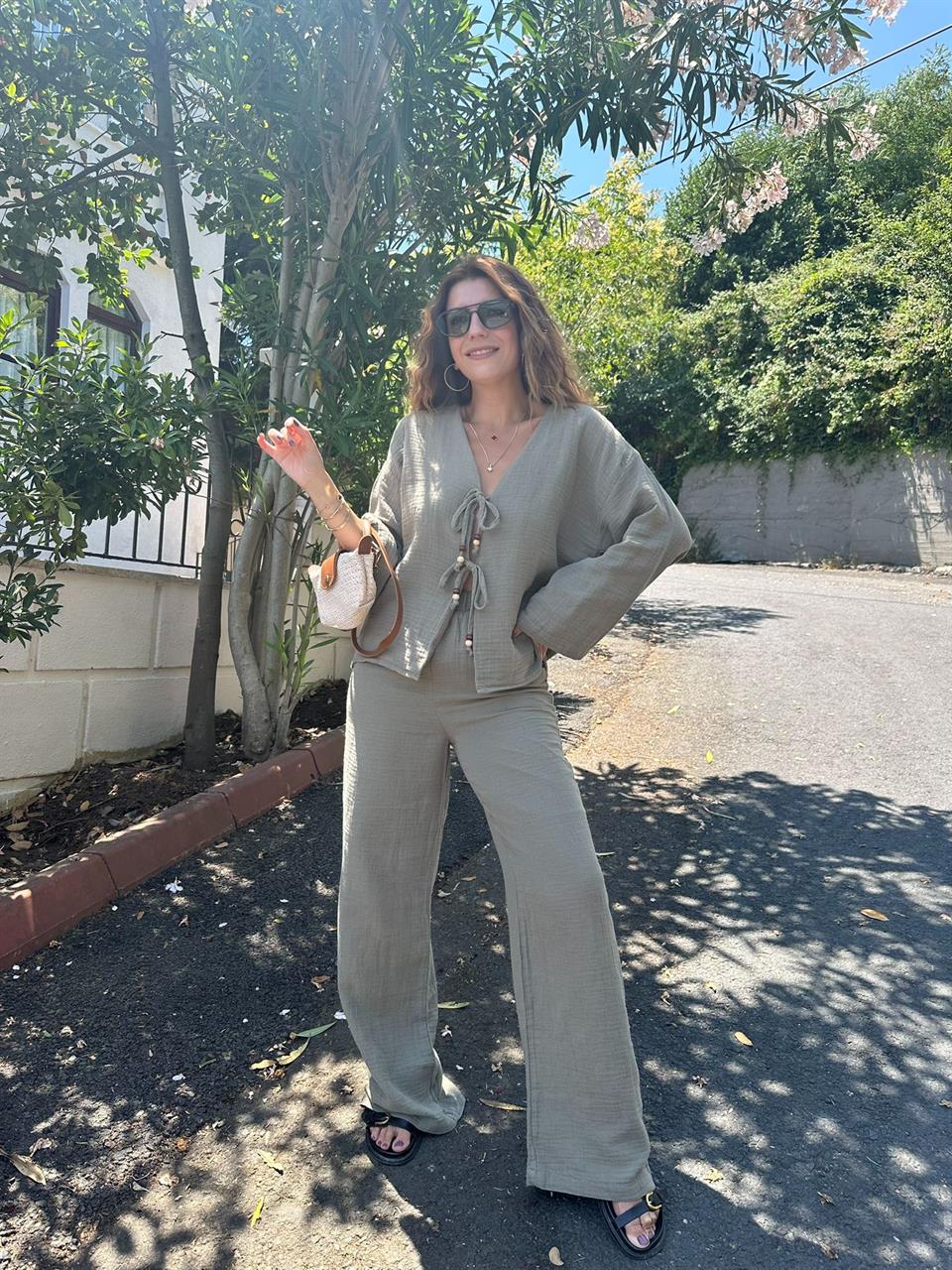 Haki Müslin Kumaş Bağlama Detaylı Kimono Takım