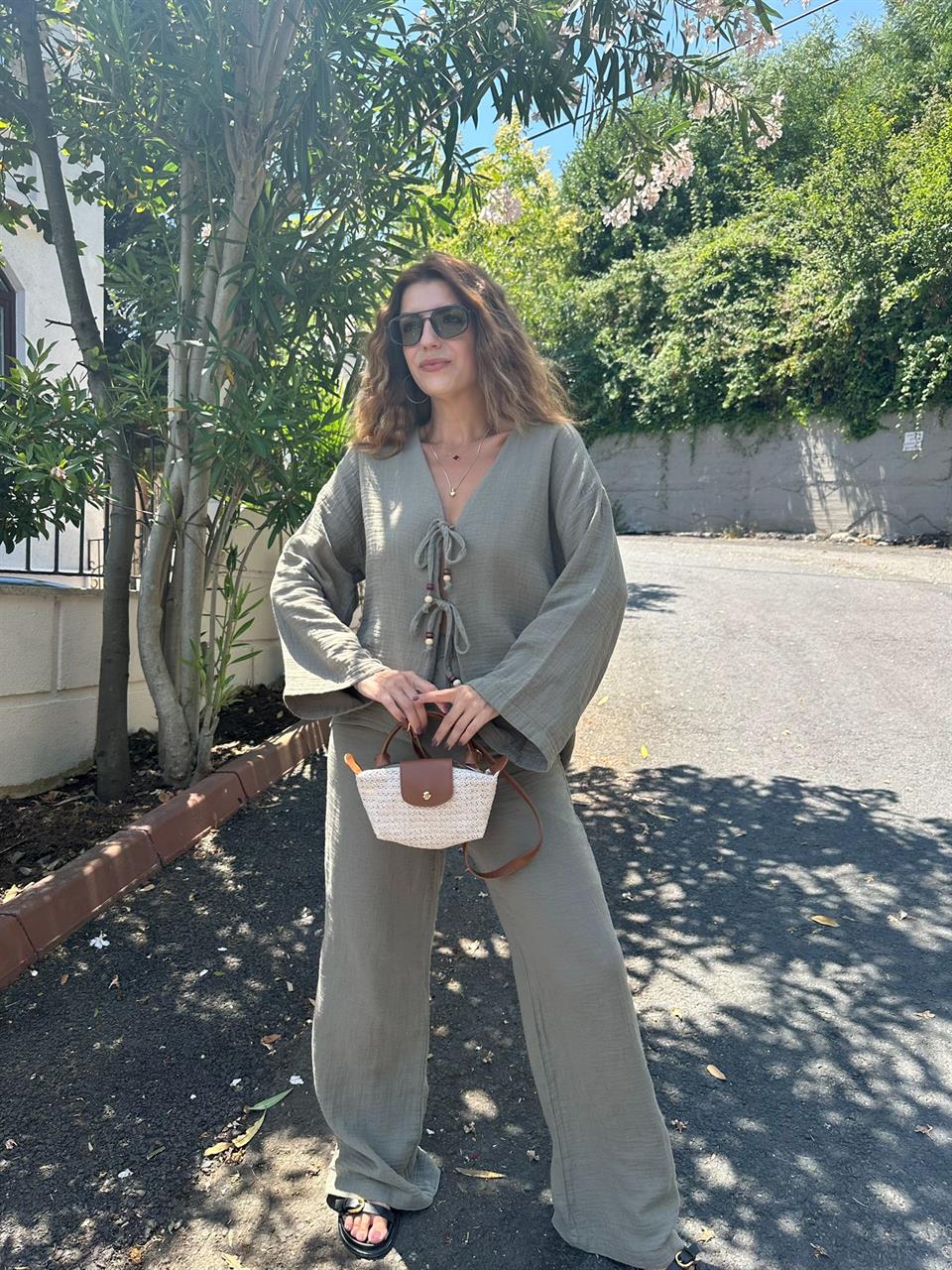 Haki Müslin Kumaş Bağlama Detaylı Kimono Takım