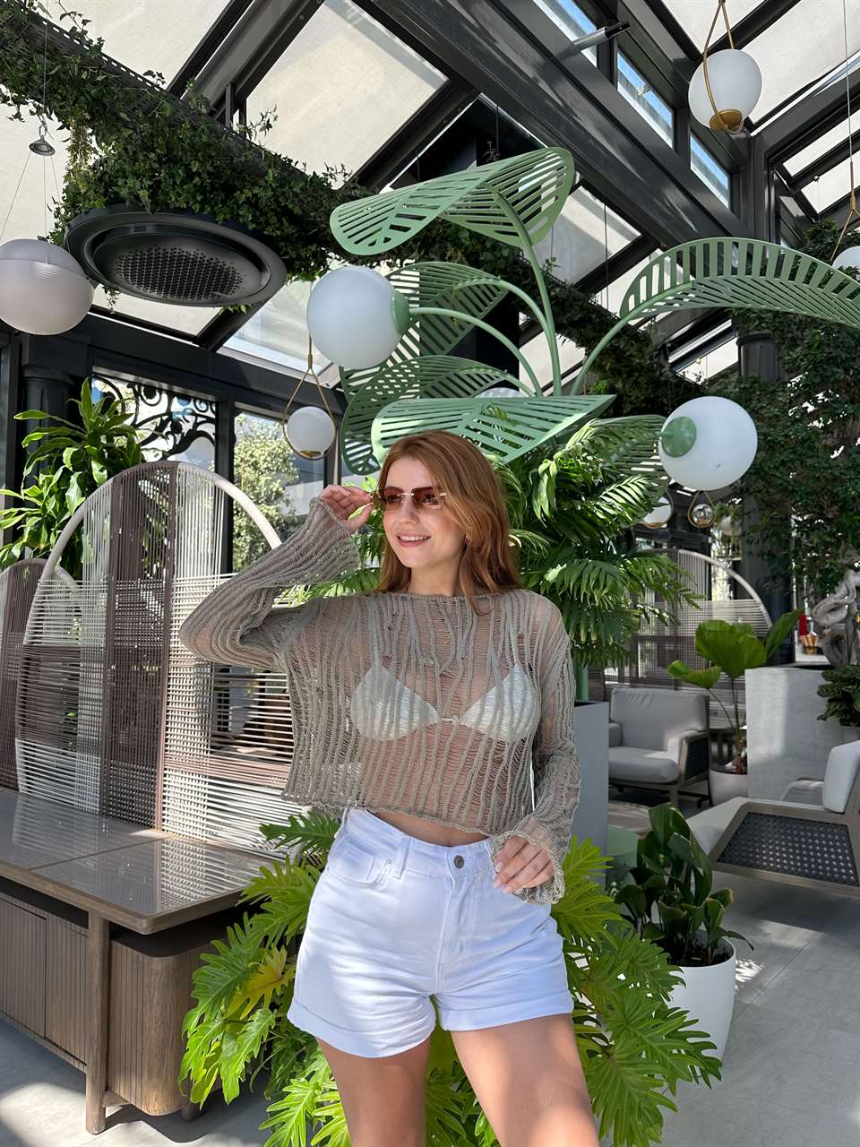 Haki Transparan Crop Triko Bluz