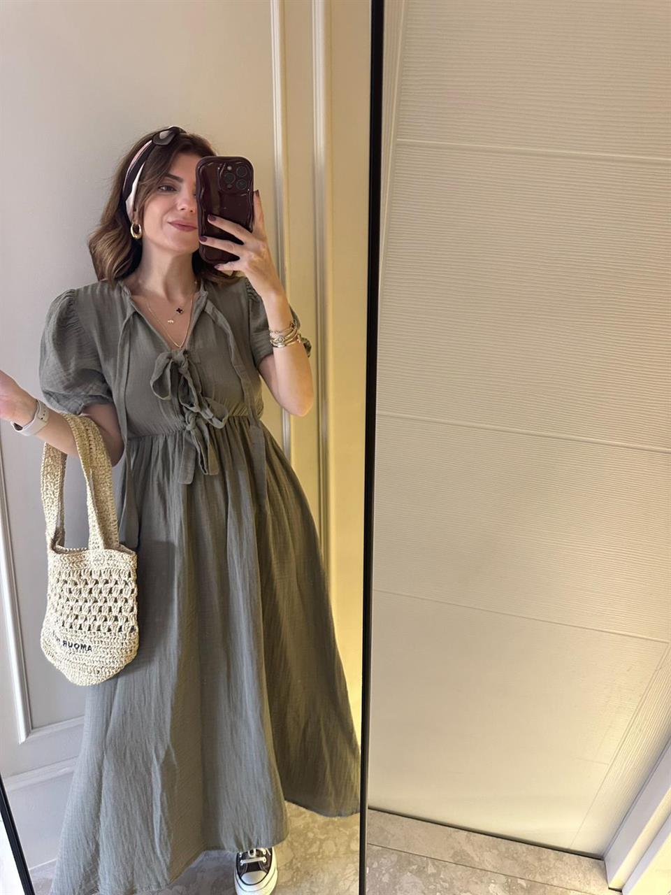 Haki Yaka Bağlamalı Müslin Kumaş Astarlı Elbise