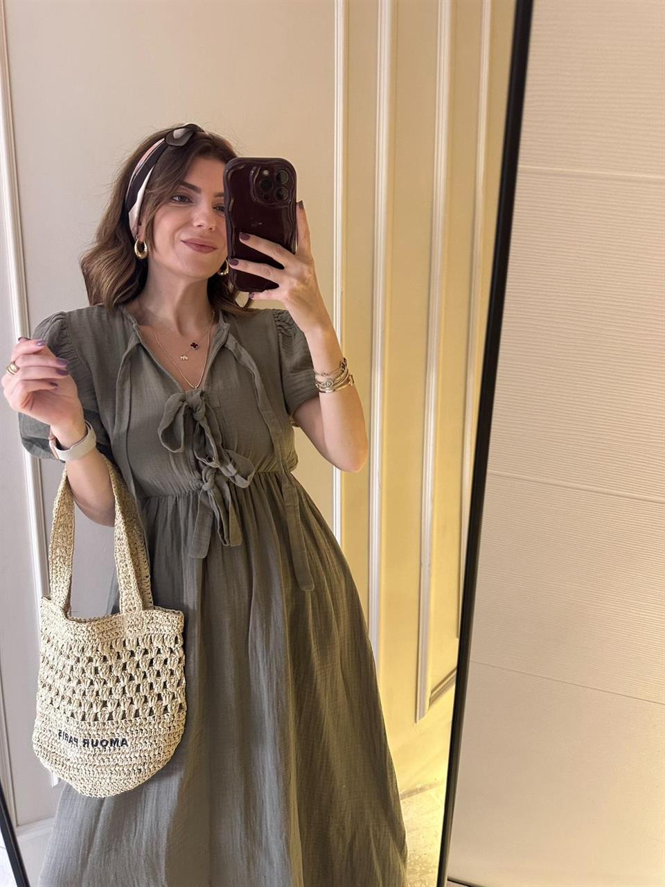 Haki Yaka Bağlamalı Müslin Kumaş Astarlı Elbise