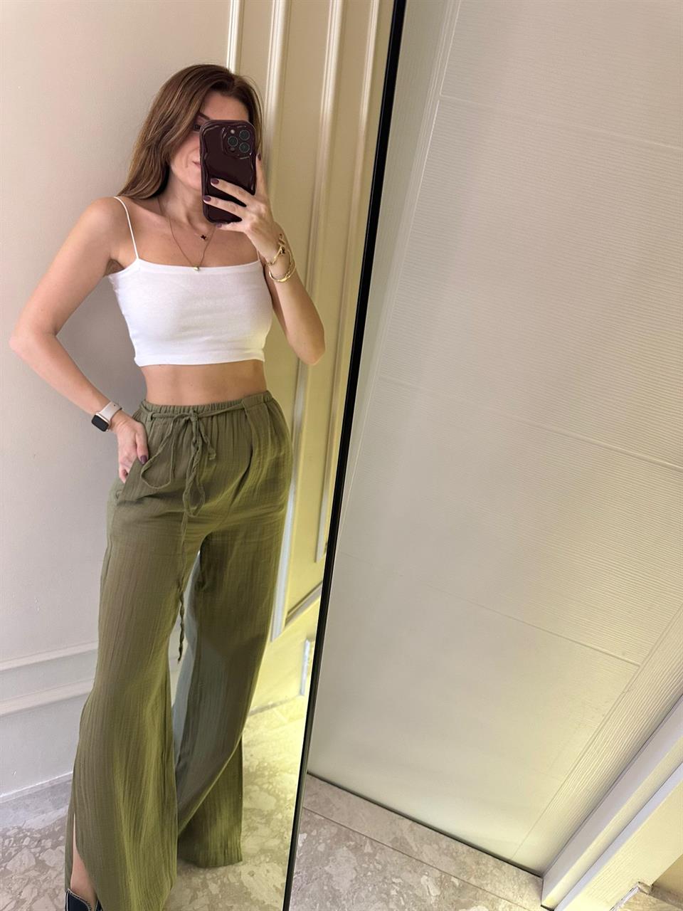 Haki Yırtmaçlı Müslin Kumaş Pantolon