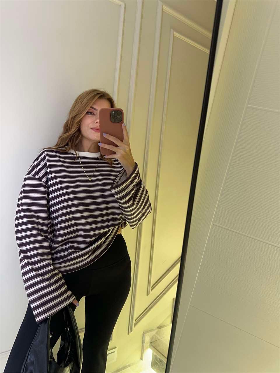 Kadın Bis Yaka Çizgili Sweatshirt - BejBordo