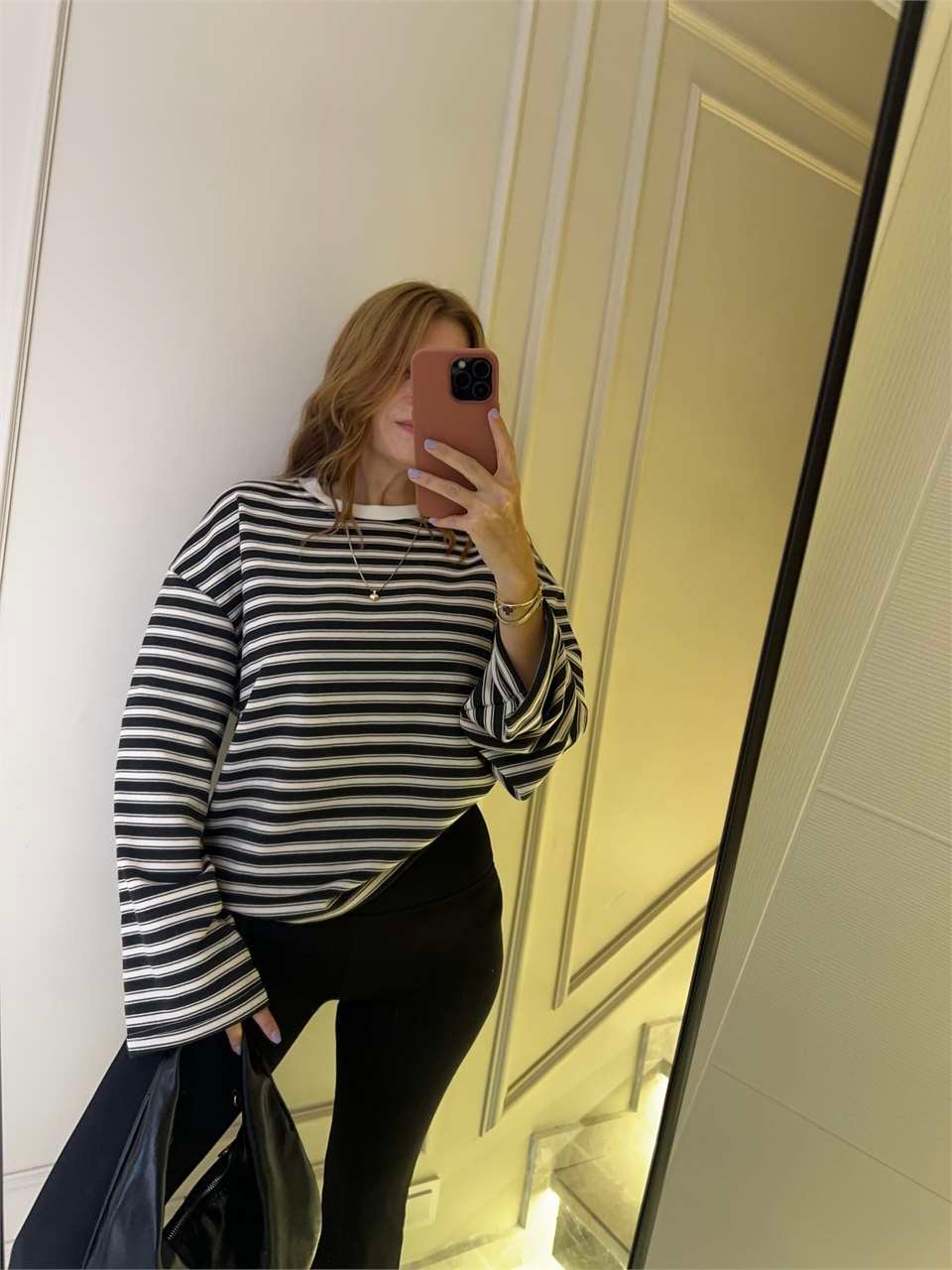 Kadın Bis Yaka Çizgili Sweatshirt - BejSiyah