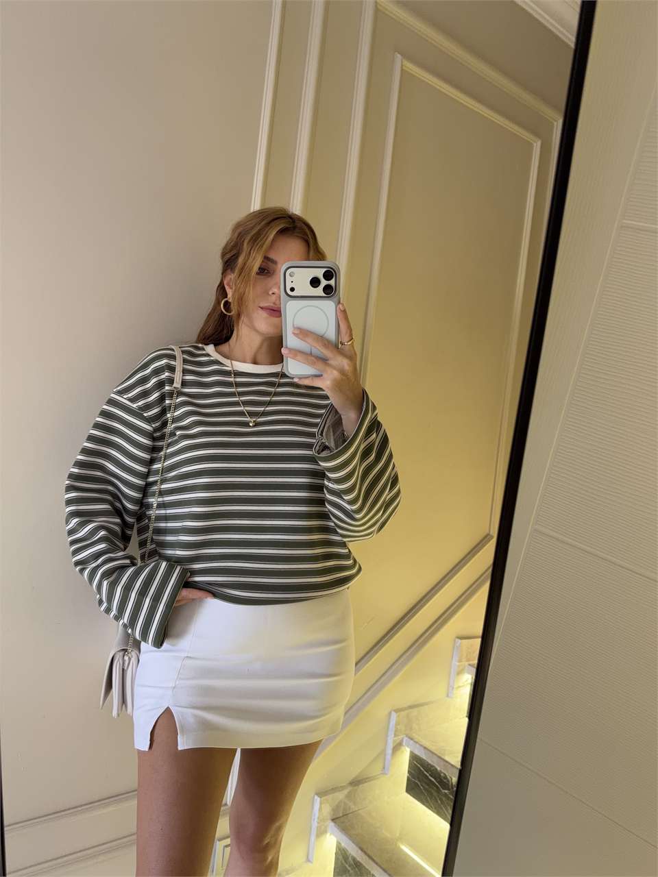 Kadın Bis Yaka Çizgili Sweatshirt - HakiBeyaz