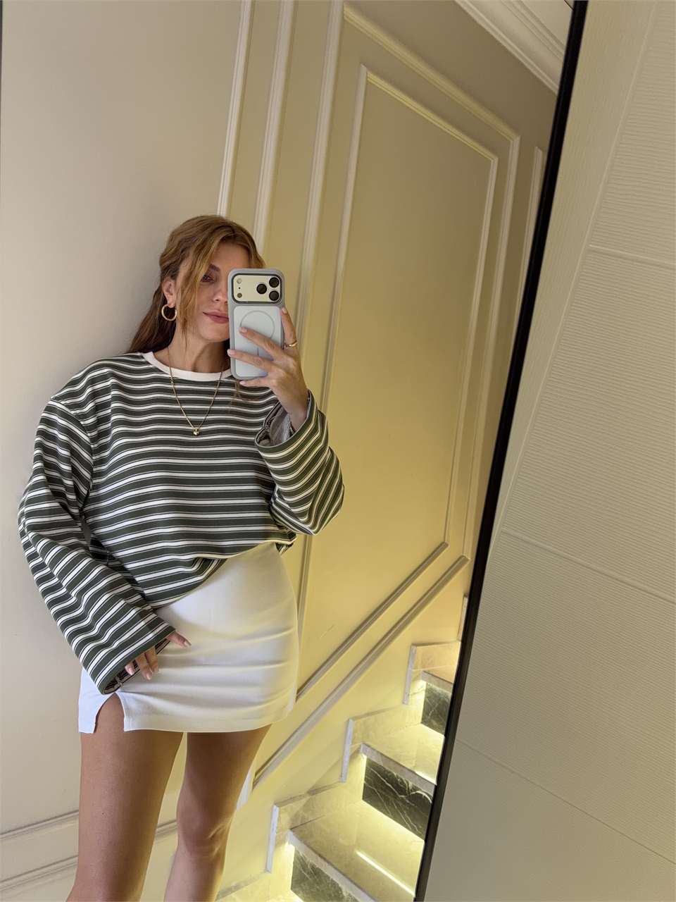 Kadın Bis Yaka Çizgili Sweatshirt - HakiBeyaz