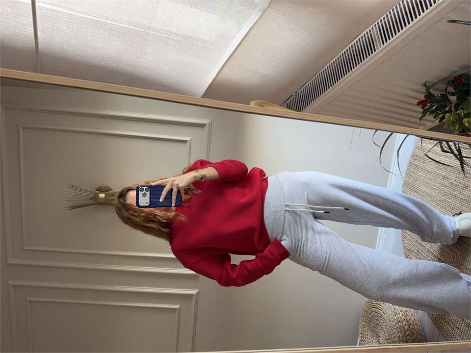 Kadın Bisiklet Yaka Şardonlu Sweatshirt - Kırmızı