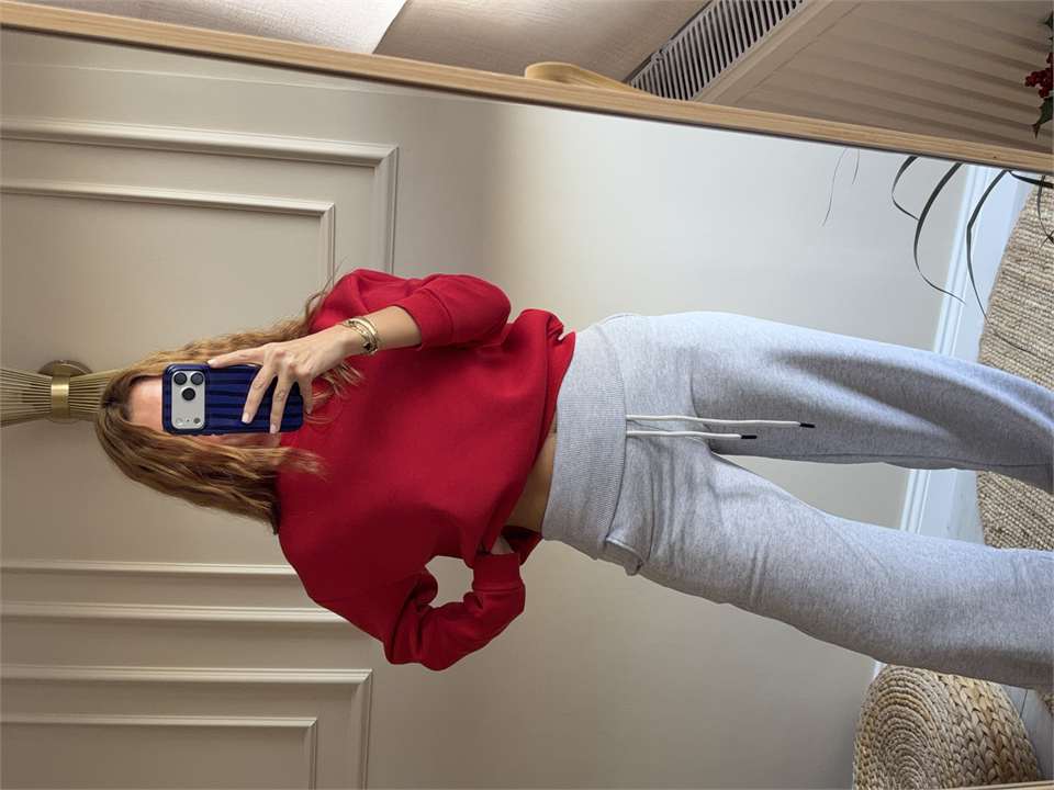 Kadın Bisiklet Yaka Şardonlu Sweatshirt - Kırmızı