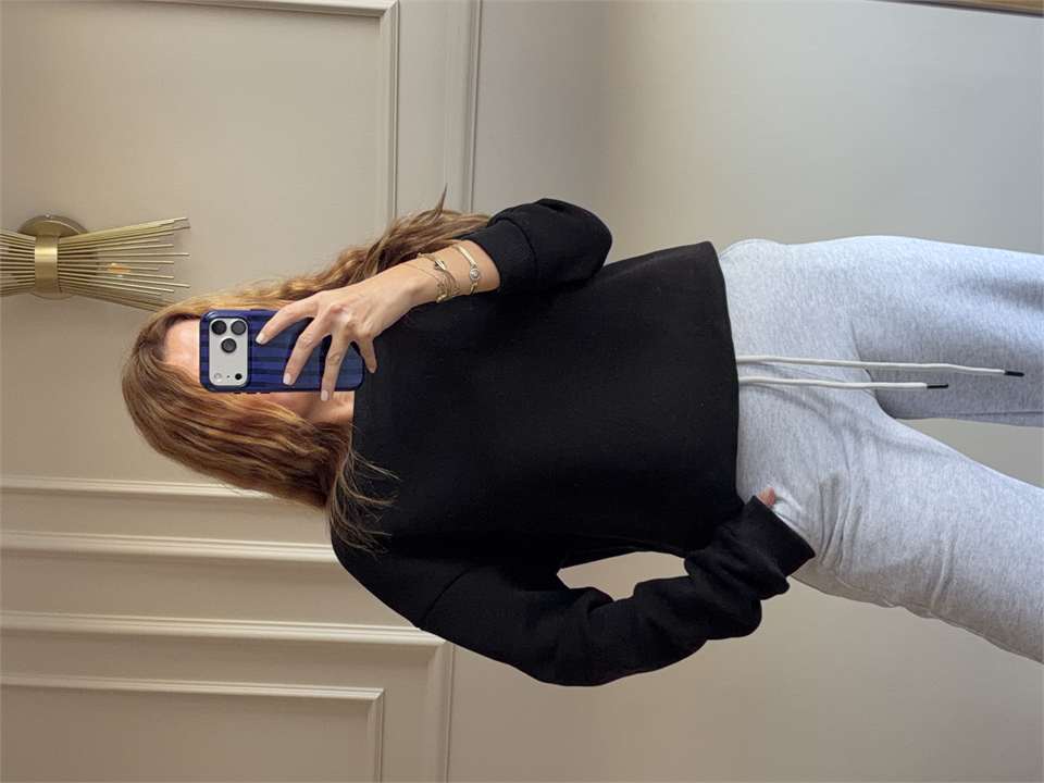 Kadın Bisiklet Yaka Şardonlu Sweatshirt - Siyah