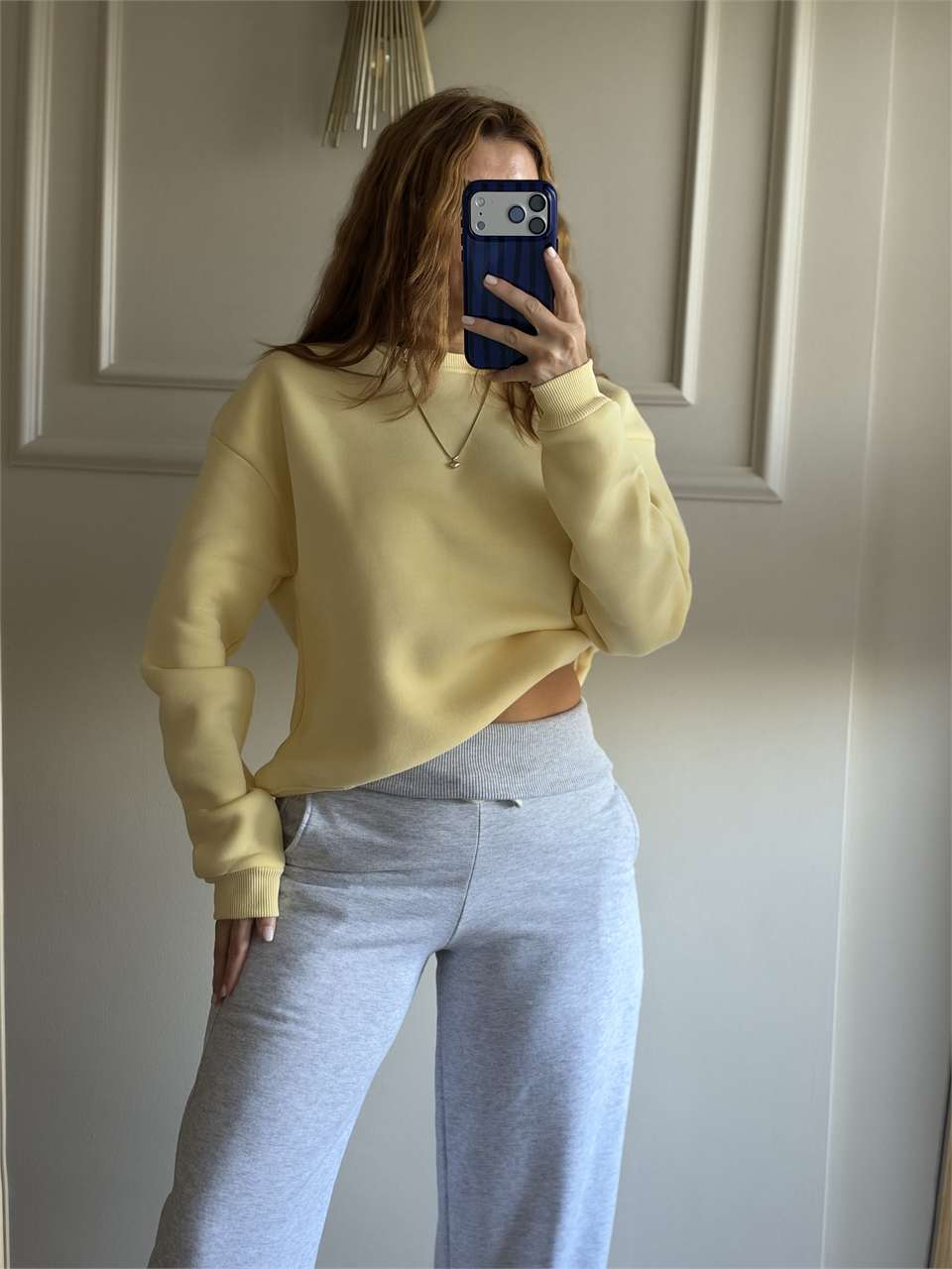 Kadın Bisiklet Yaka Şardonlu Sweatshirt - Sarı