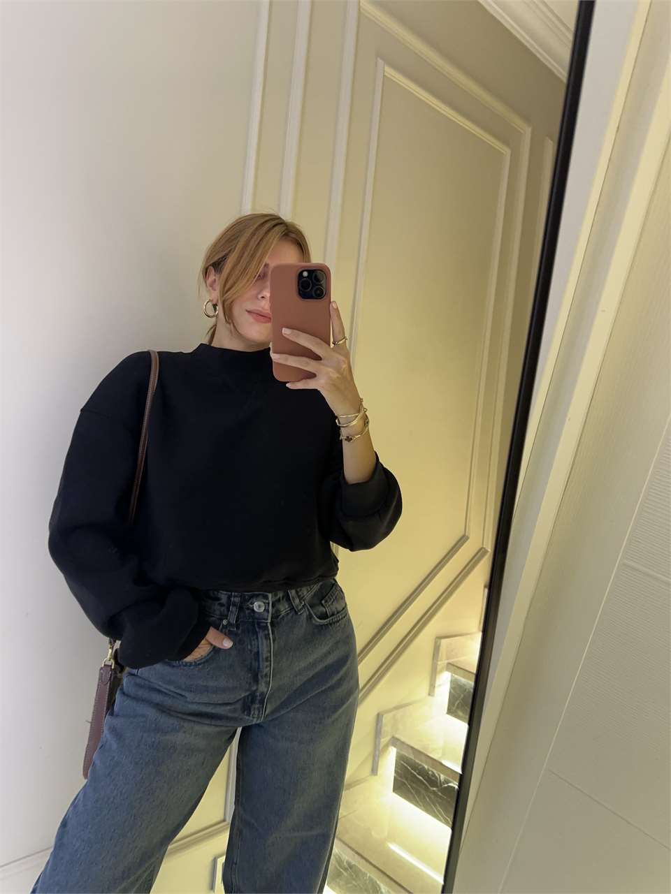 Kadın Dik Yaka Şardonlu Sweatshirt - Siyah