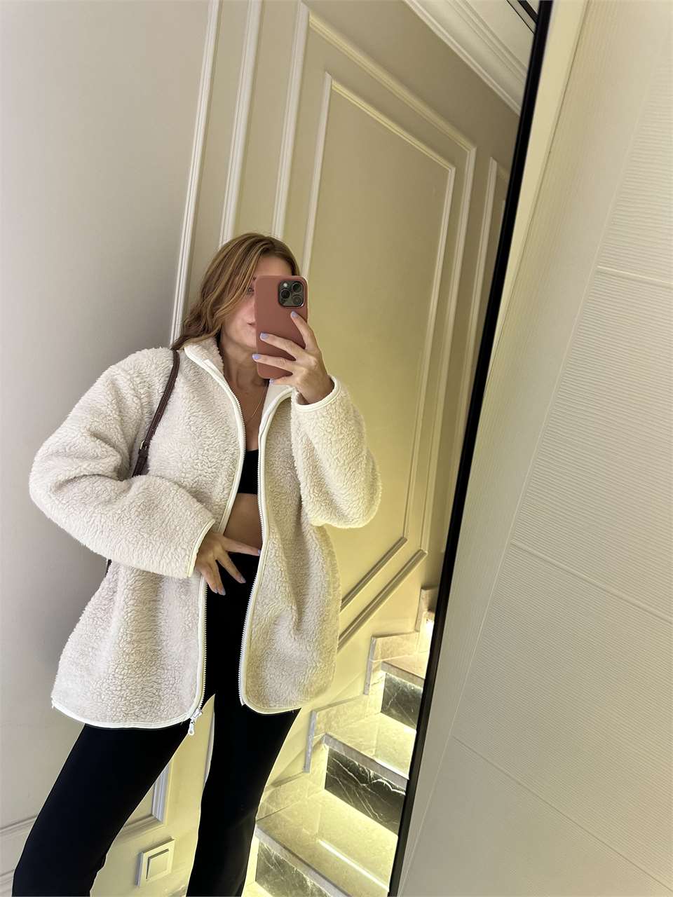 Kadın Fermuarlı Peluş Ceket - Bej