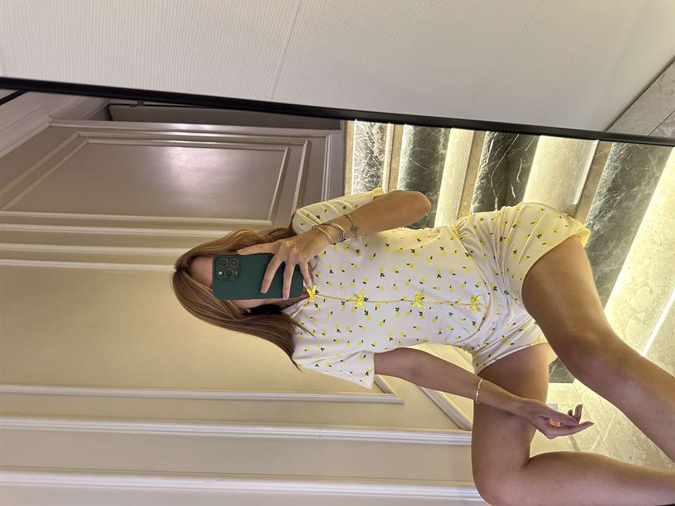 Kadın Fiyonklu Limon Desen Şortlu Pijama Takım