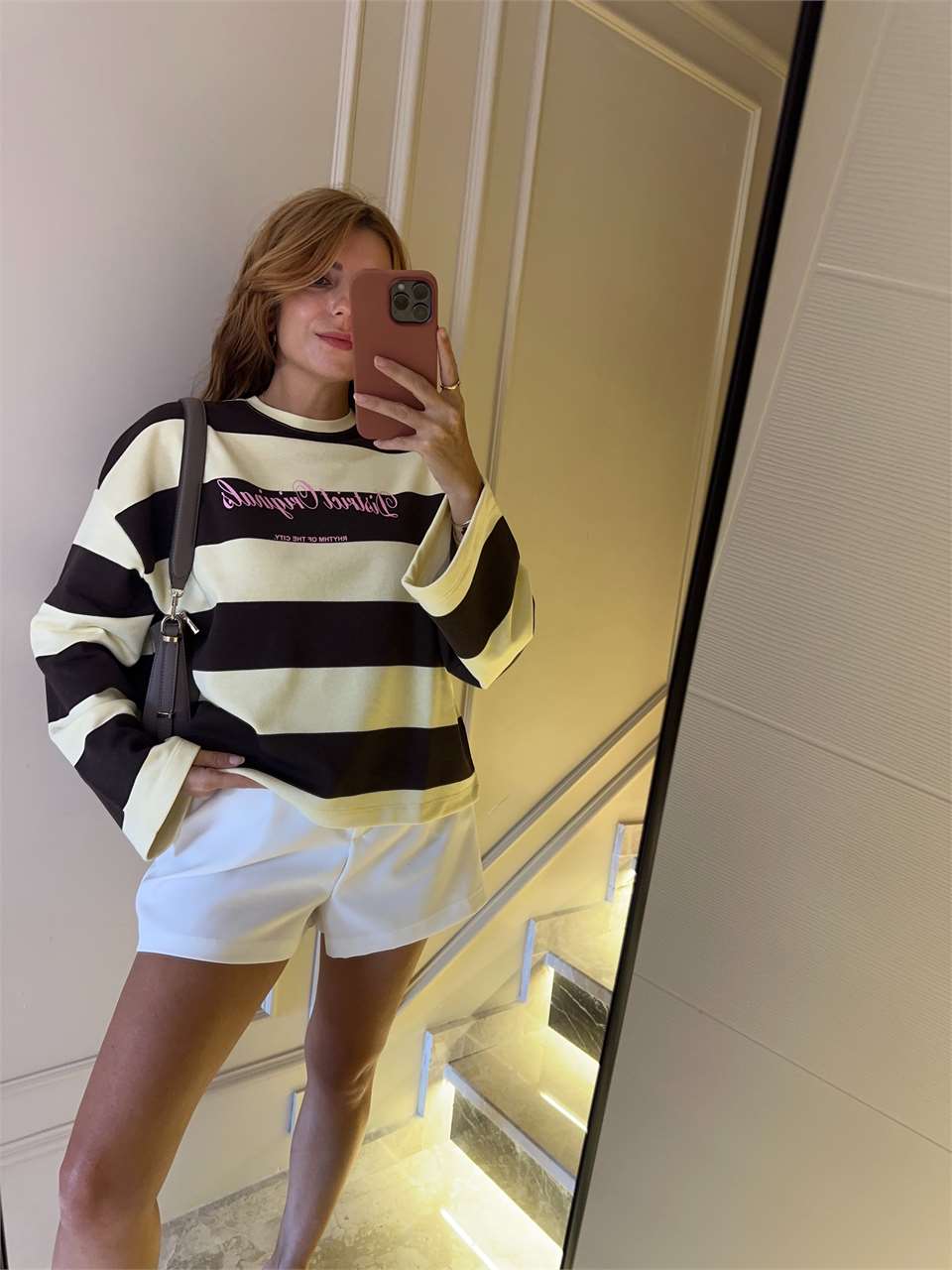 Kadın Ön Arka Baskılı Çizgili Sweatshirt - KahveSarı