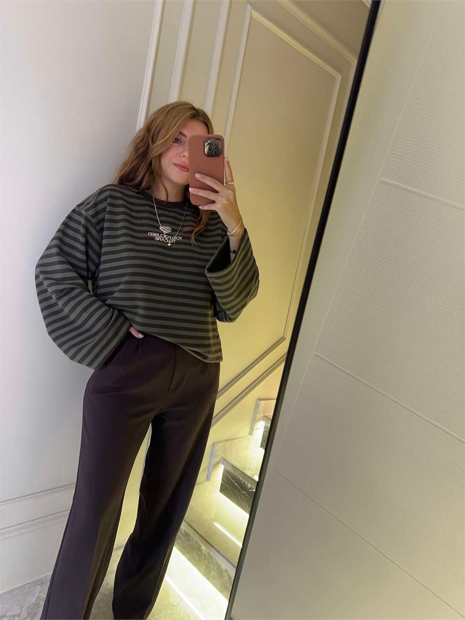 Kadın Too Focused Nakış Çizgili Sweatshirt - Haki