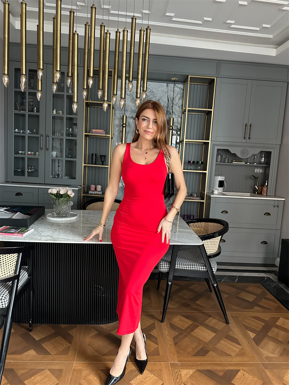 Kırmızı Uzunboy Kare Yaka Elbise