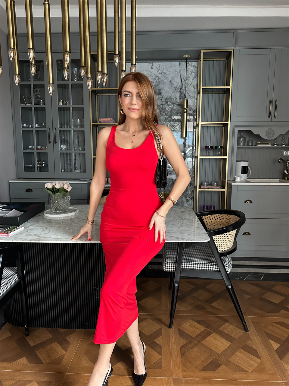 Kırmızı Uzunboy Kare Yaka Elbise