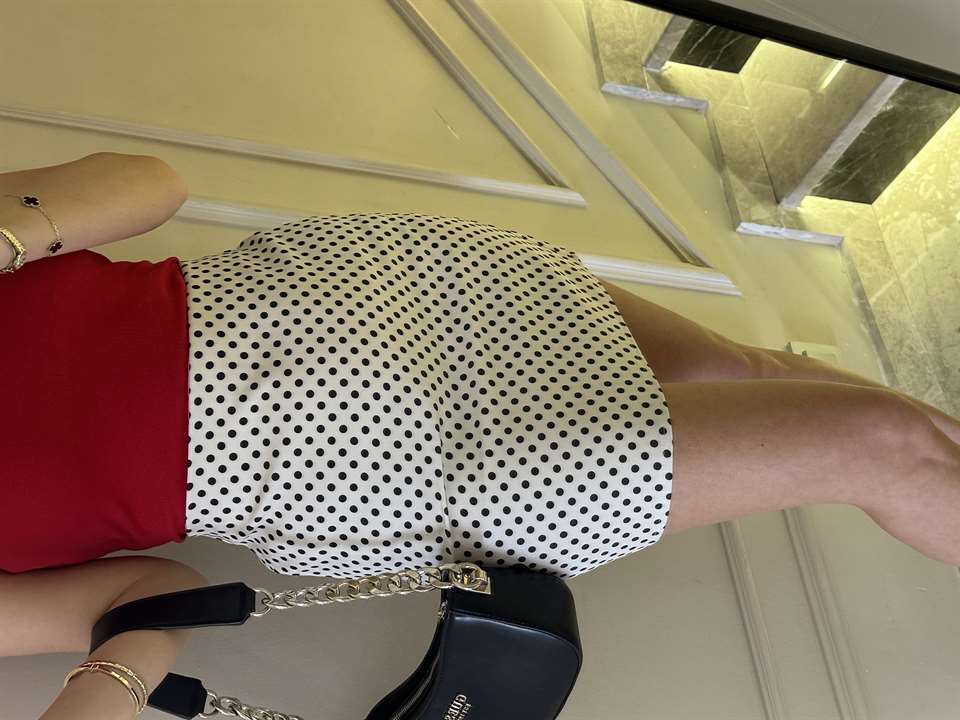 Krem Puantiyeli Etek