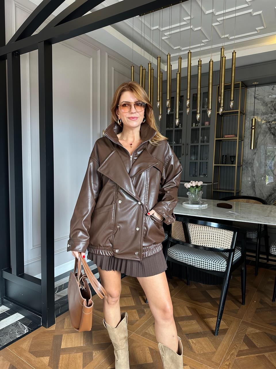 Kruvaze Kapama Oversize Deri Ceket