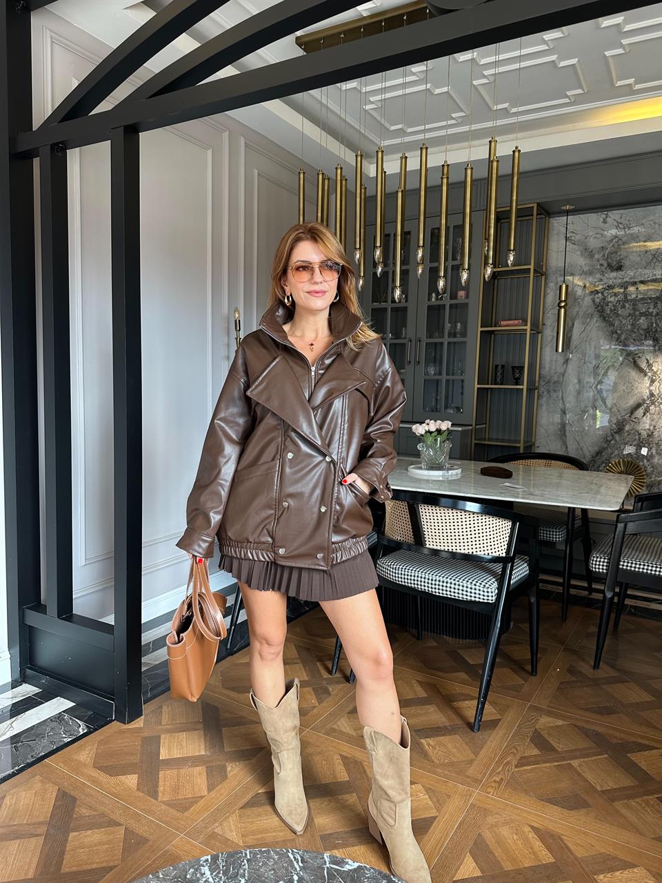 Kruvaze Kapama Oversize Deri Ceket