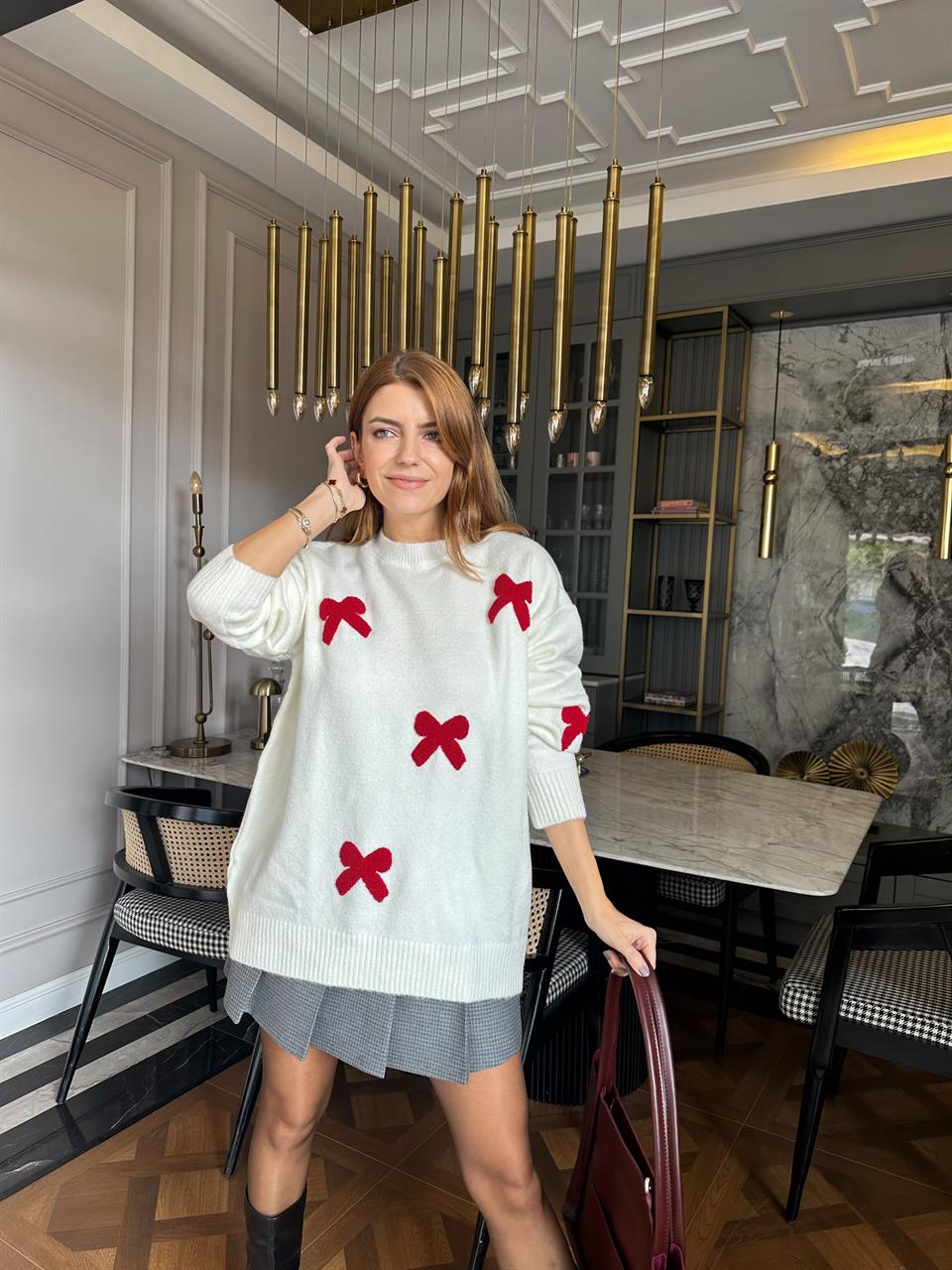 Kurdele Nakışlı Salaş Triko Kazak