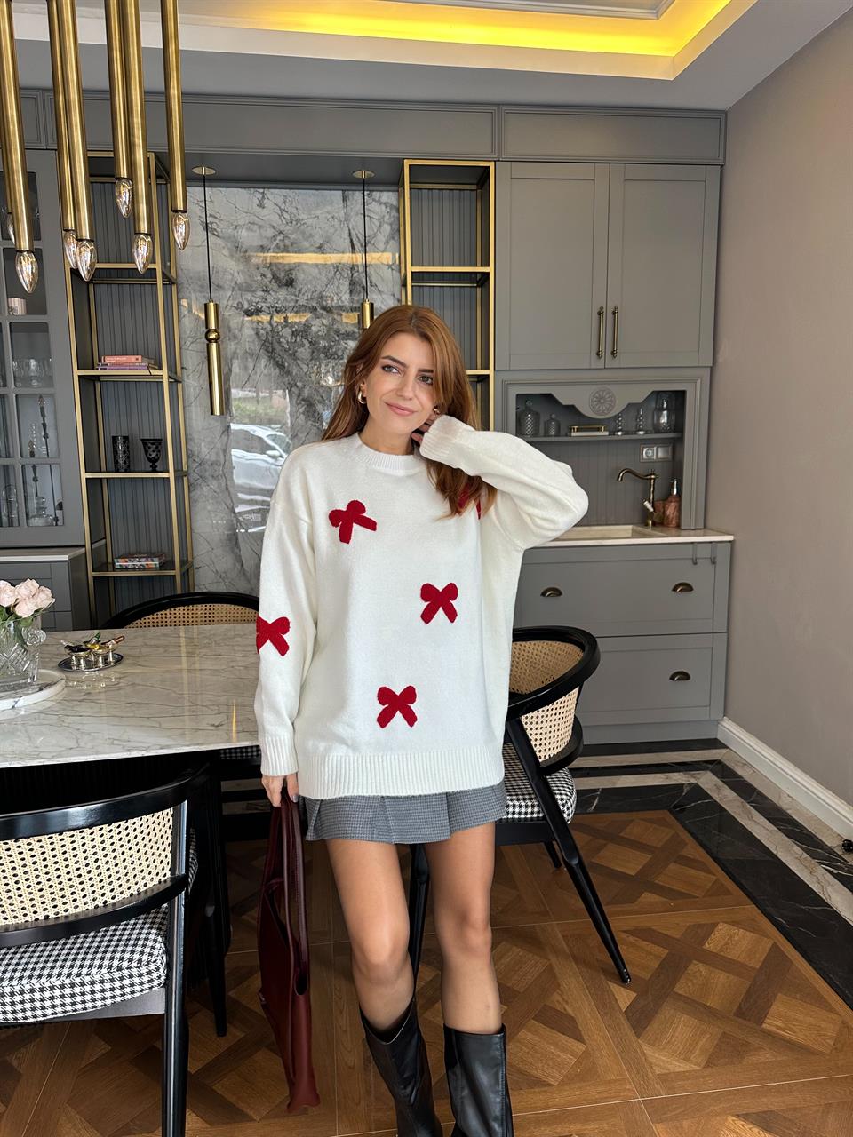 Kurdele Nakışlı Salaş Triko Kazak