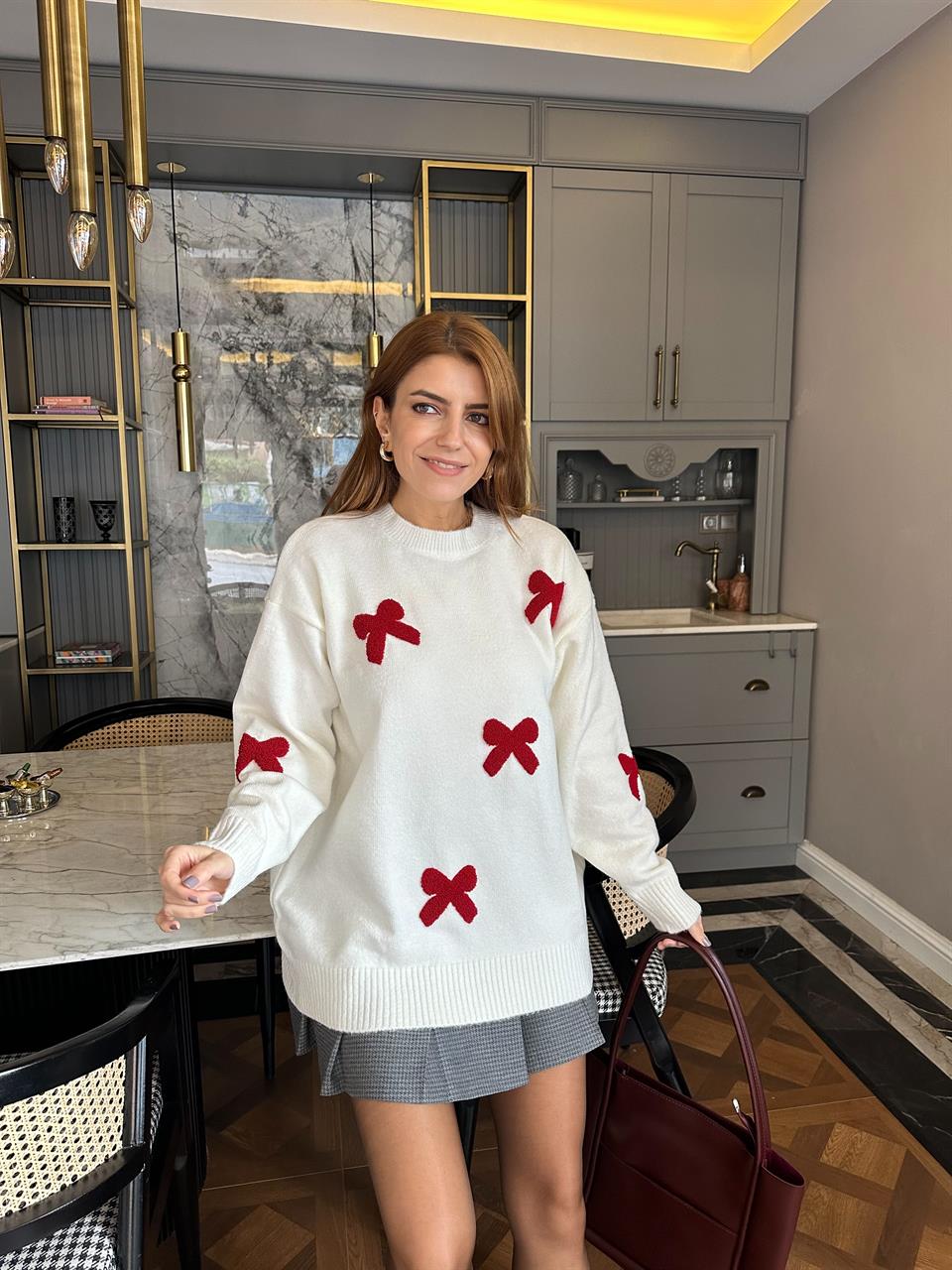 Kurdele Nakışlı Salaş Triko Kazak