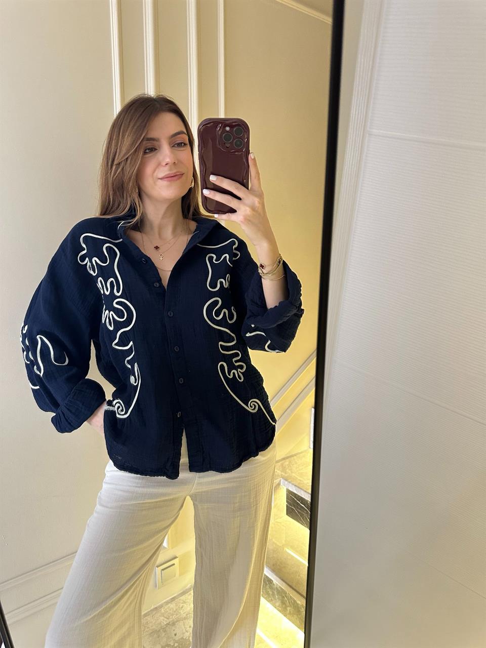 Lacivert İşlemeli Bohem Gömlek