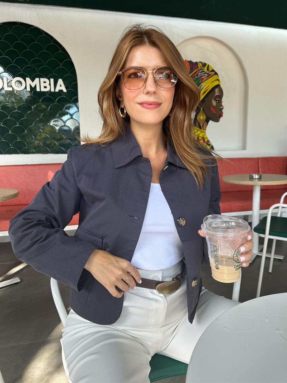 Lacivert Kapaklı Cepli Mevsimlik Ceket