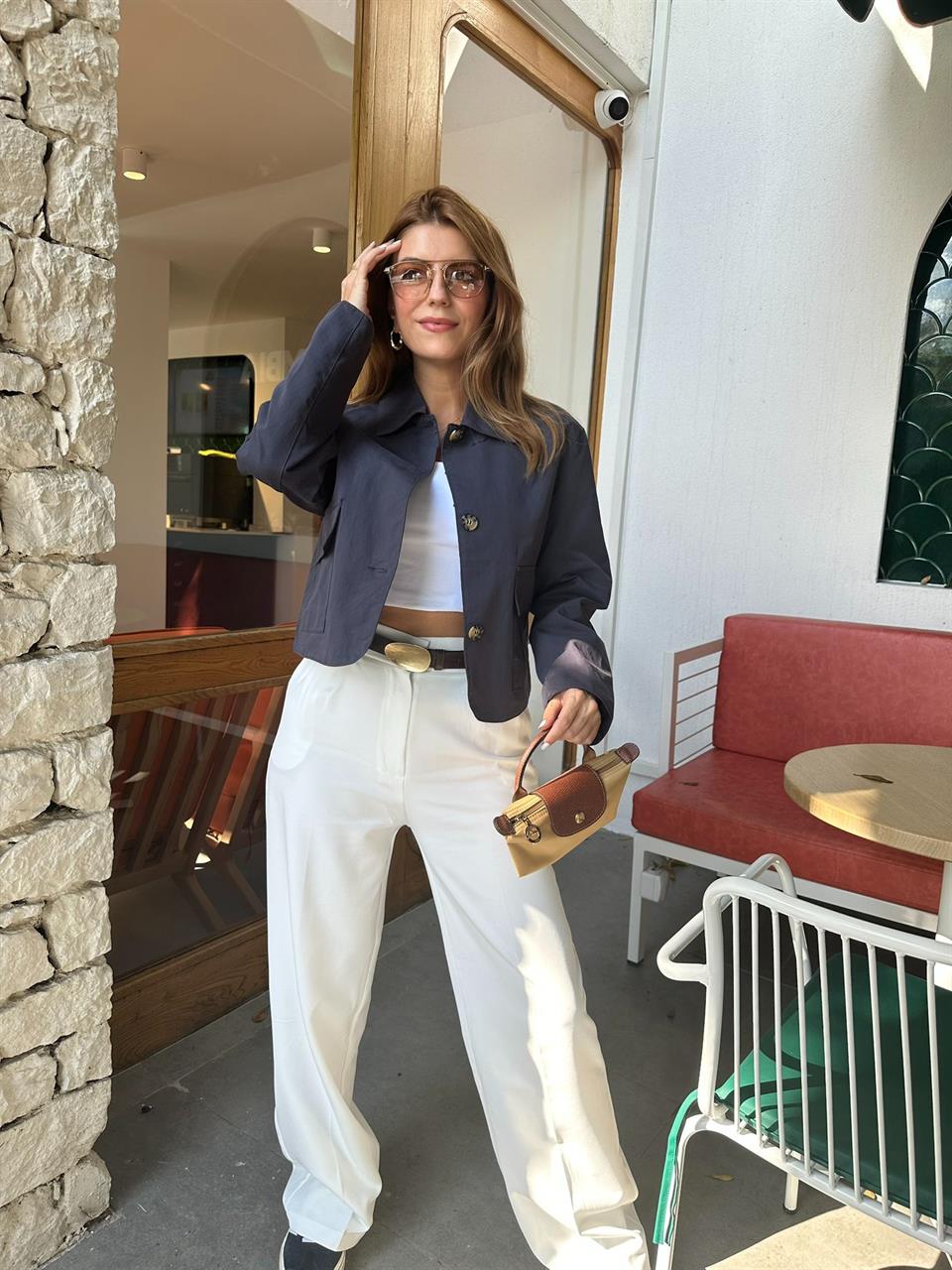 Lacivert Kapaklı Cepli Mevsimlik Ceket