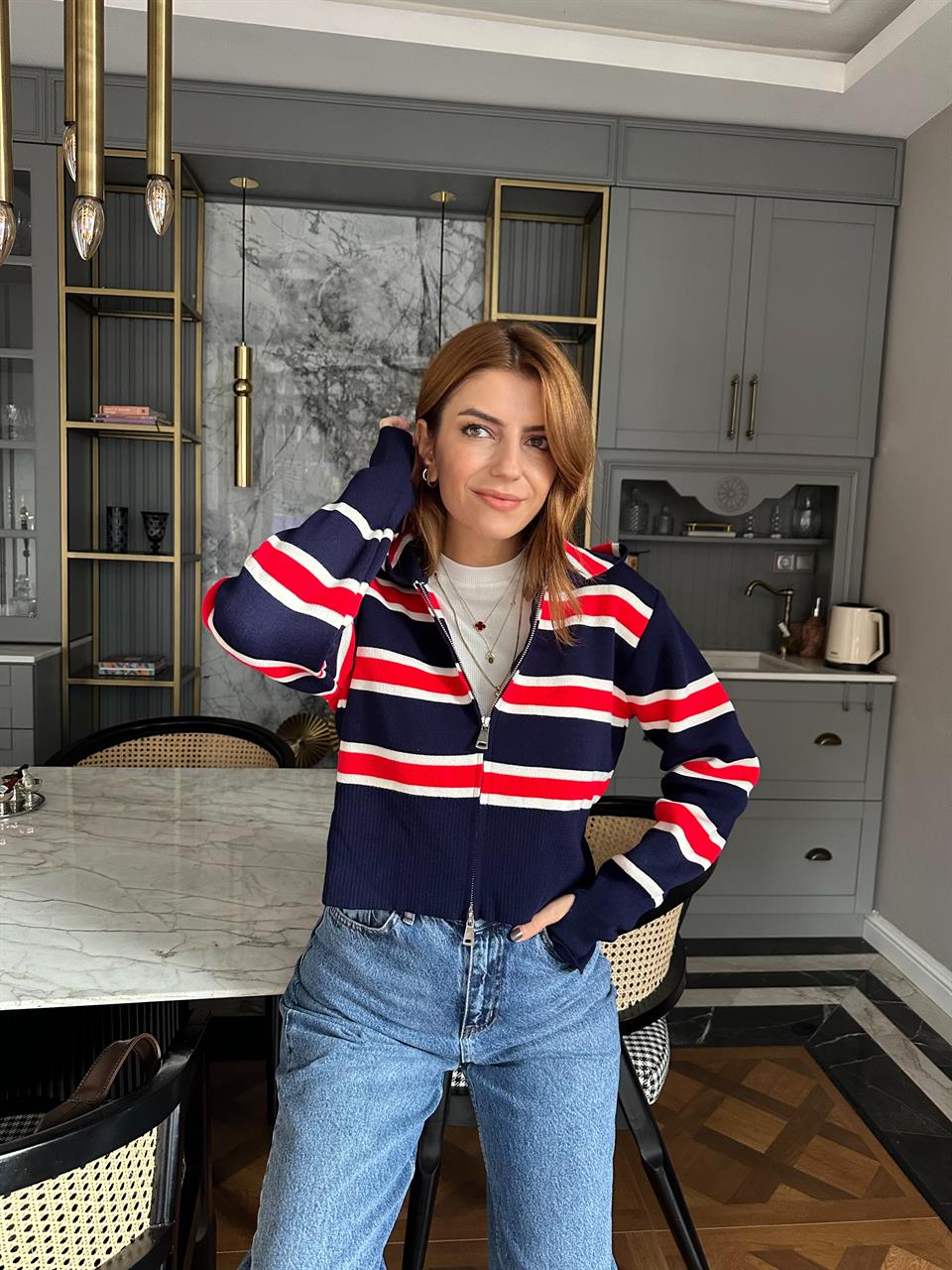 Lacivert Kapşonlu Çizgili Triko Kazak