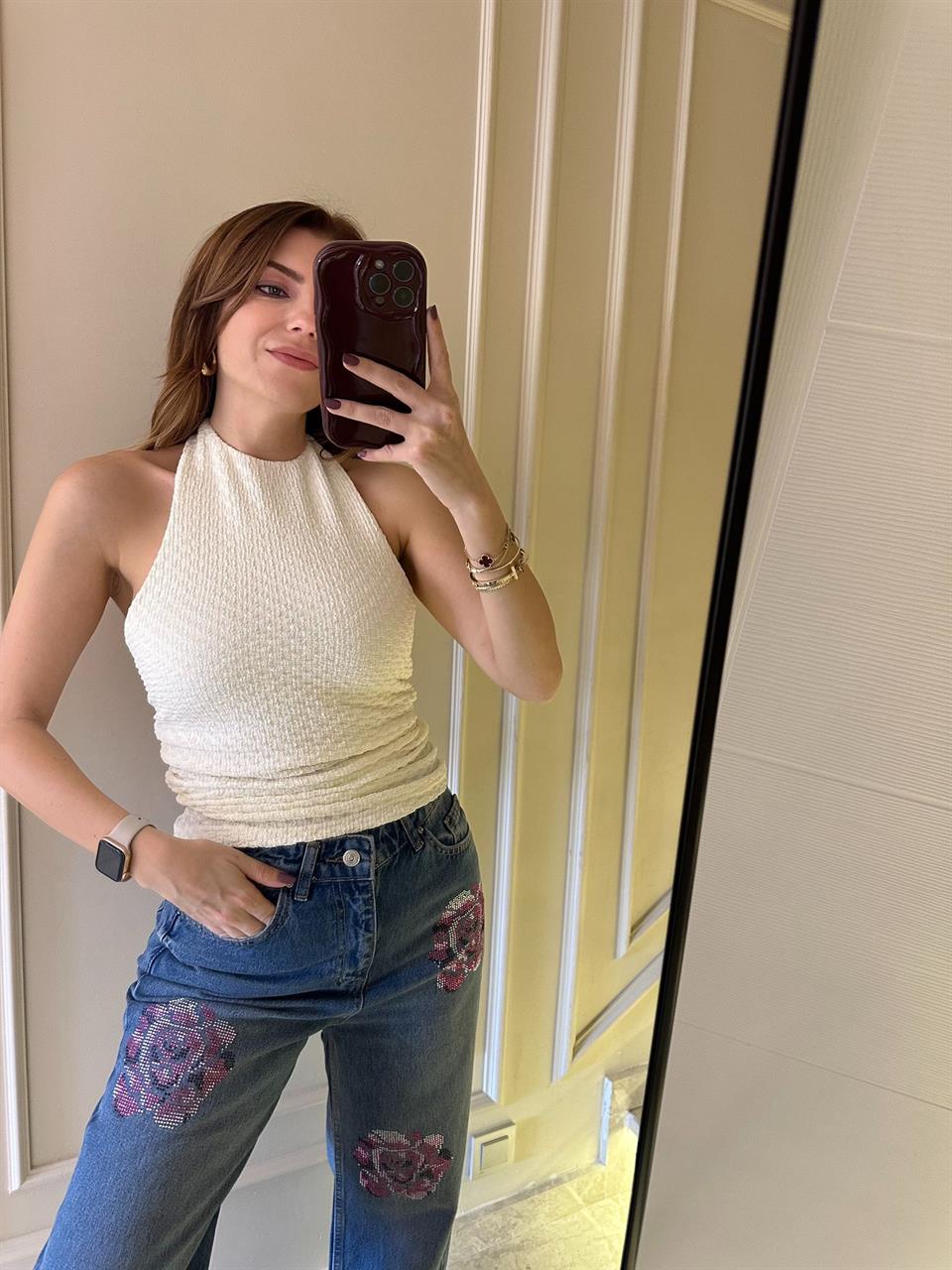 Ekru Sırt Ayarlı Gofre Bluz