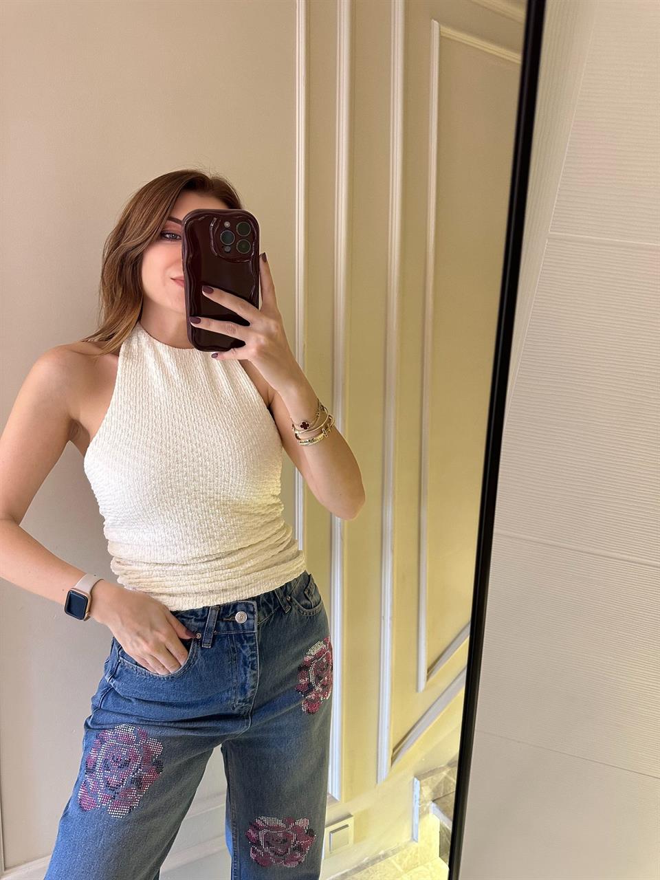 Ekru Sırt Ayarlı Gofre Bluz